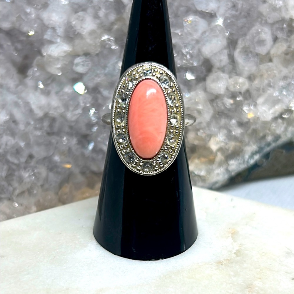 Vintage Avon Silver t Pink Peach Oval Lucite Rhinestone Ring